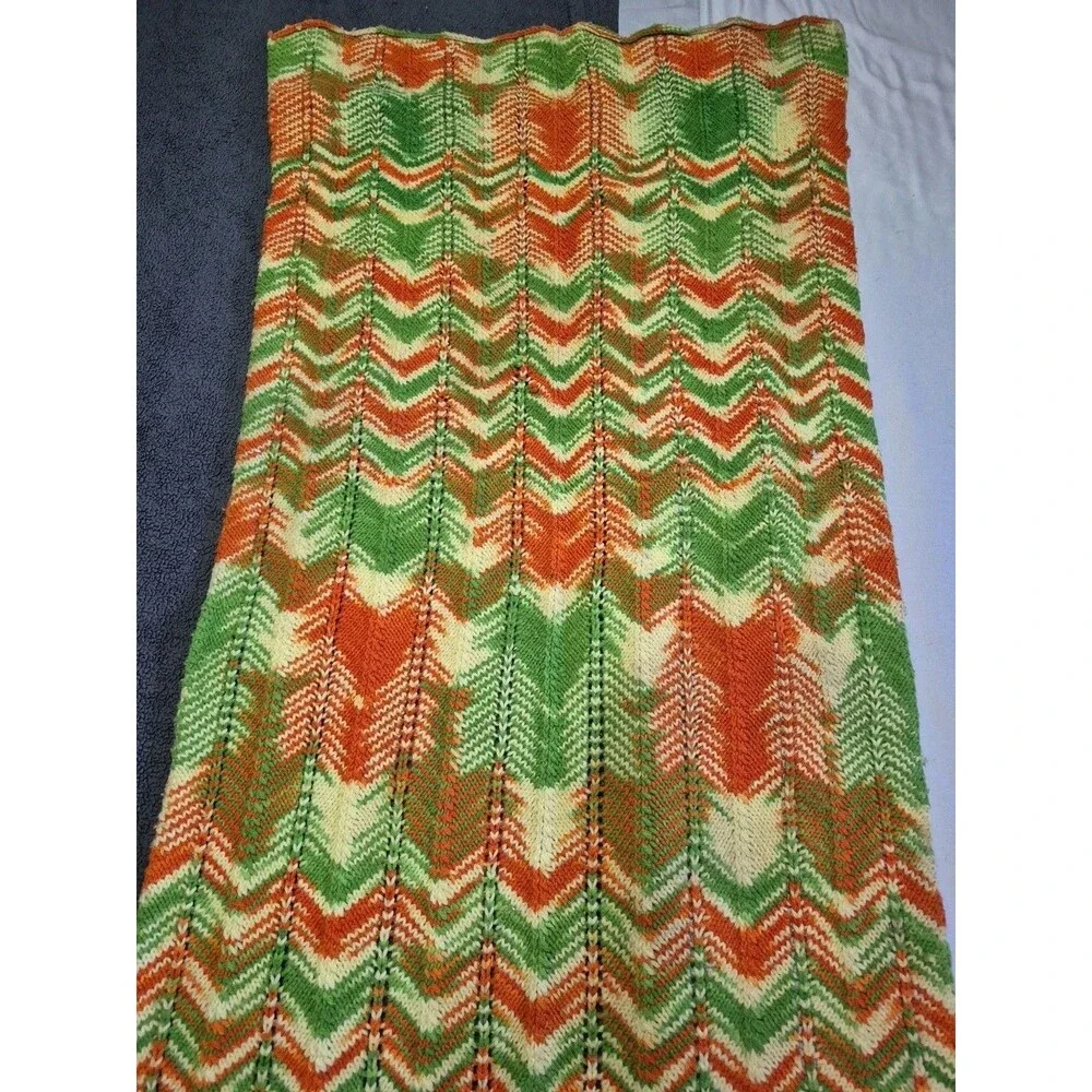 Vintage 26”x60” Afghan Runner Sofa Topper End Of Bed Decor Zig Zag Orange Green